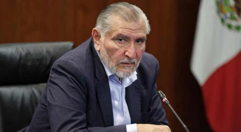 ¿Dónde está Adán Augusto? Tres semanas de ausencia y rumores en el Senado