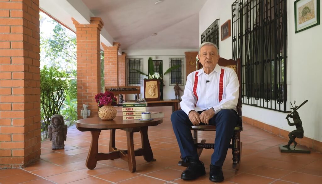 Andrés Manuel López Obrador habla sobre las redes sociales y afirma que ahora están controladas