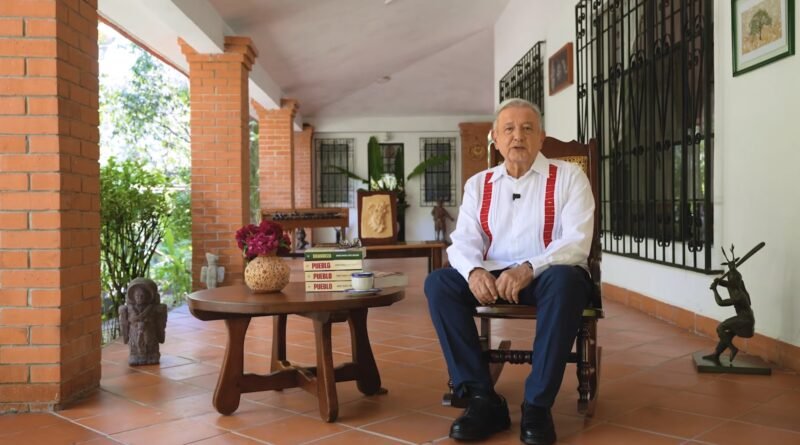 Andrés Manuel López Obrador habla sobre las redes sociales y afirma que ahora están controladas