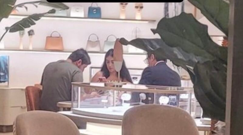 Imagen viral atribuida a Gonzalo “Bobby” López Beltrán en una boutique Cartier de Cancún