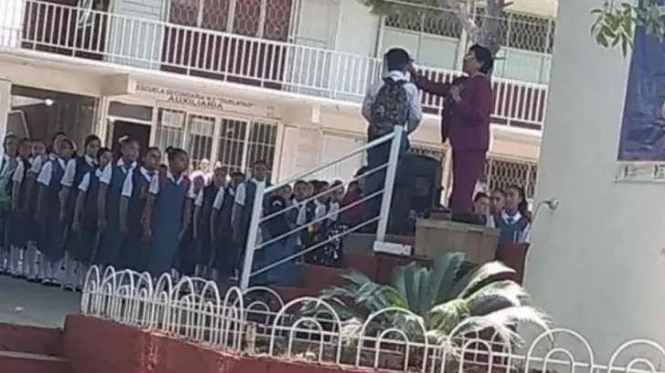 Imagen de apoyo para la noticia sobre la atención médica de dos alumnas en Santa Catarina, Nuevo León