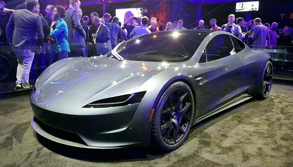 Prototipo del Tesla Roadster de segunda generación exhibido en su presentación de 2017